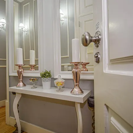 B In B Douradores Hotel *