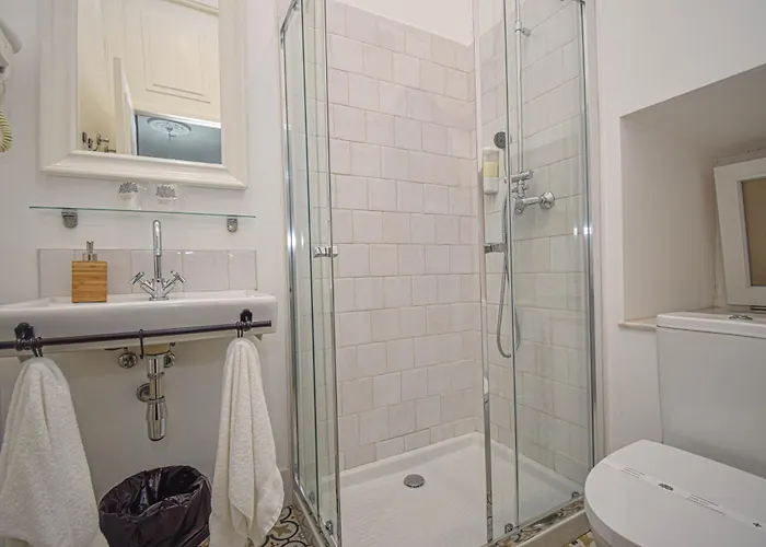 B In B Douradores ホテル